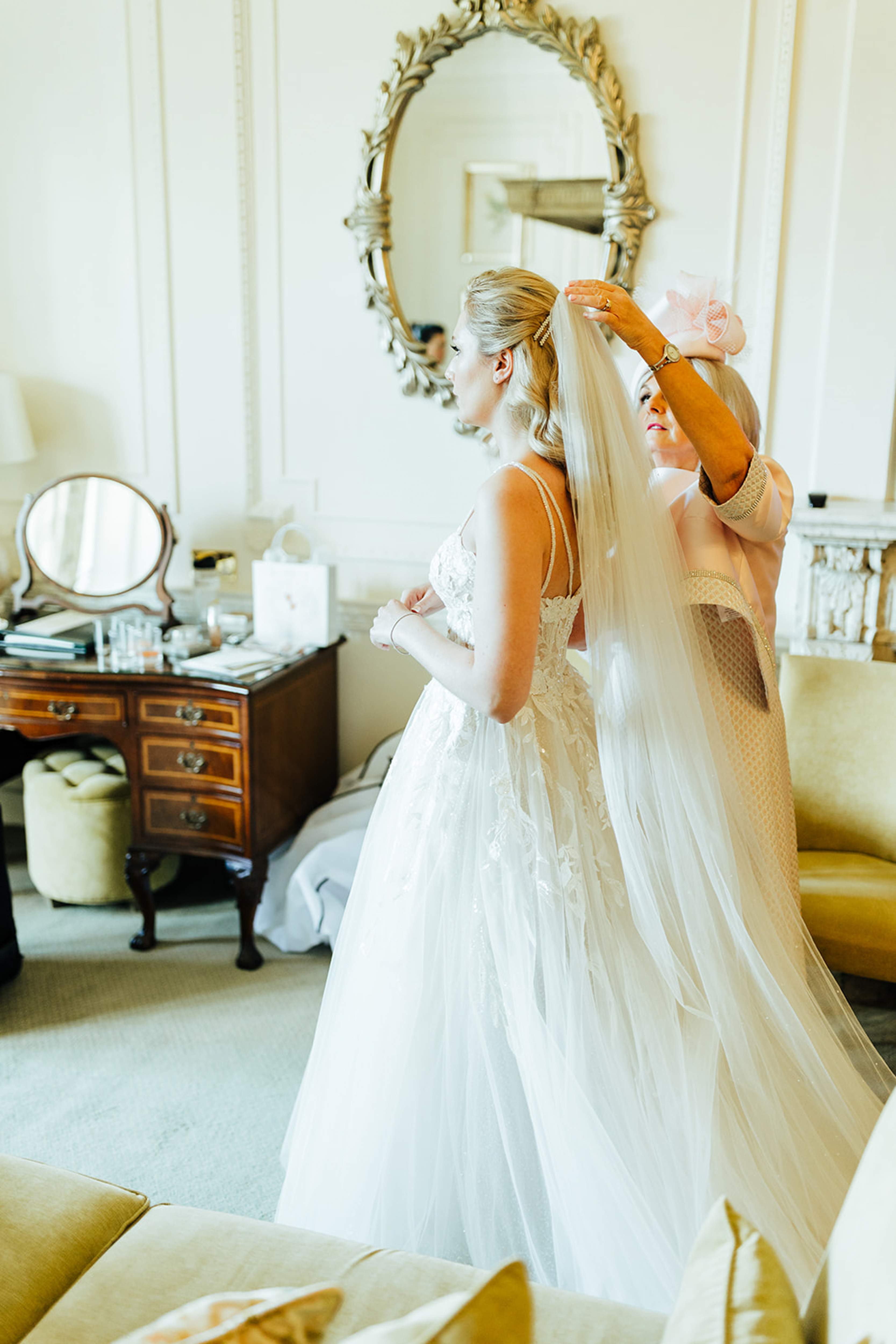Bridal Prep at Rushton Hall. UK Wedding Photographer. Aimee Joy Photography.